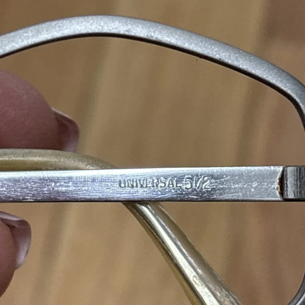 Vintage 1960's Universal Optical‎ Eyeglasses Silvertone Metal - No Lenses